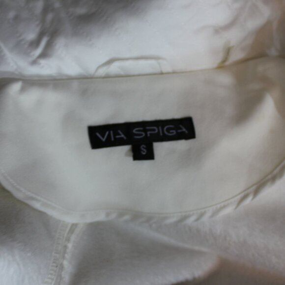 Via Spiga white  hooded fur zip ladies  light  quilted pattern coat  size small - Picture 5 of 8